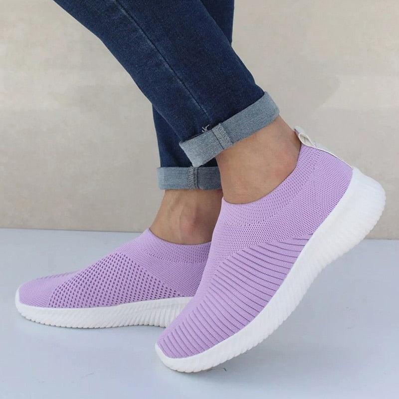 Women's Lightweight Slip-On Sneakers with Breathable Knit Upper for Casual Comfort