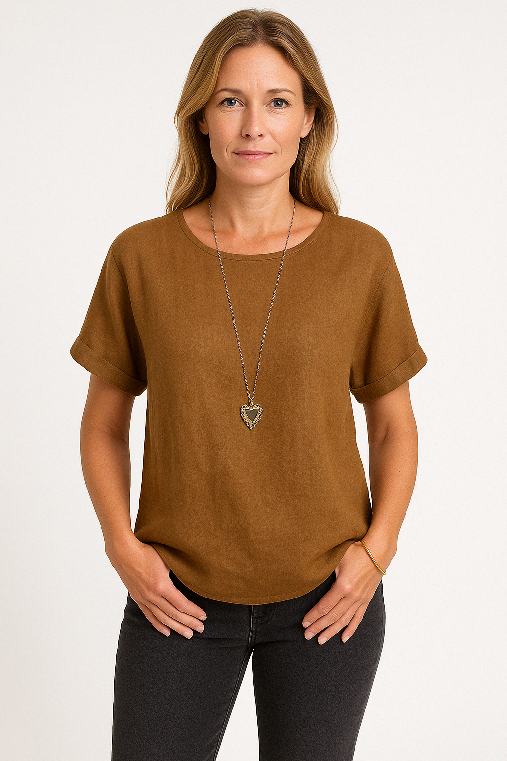 Women's Loose Fit Linen Blend T-Shirt with Short Sleeves and Curved Hem