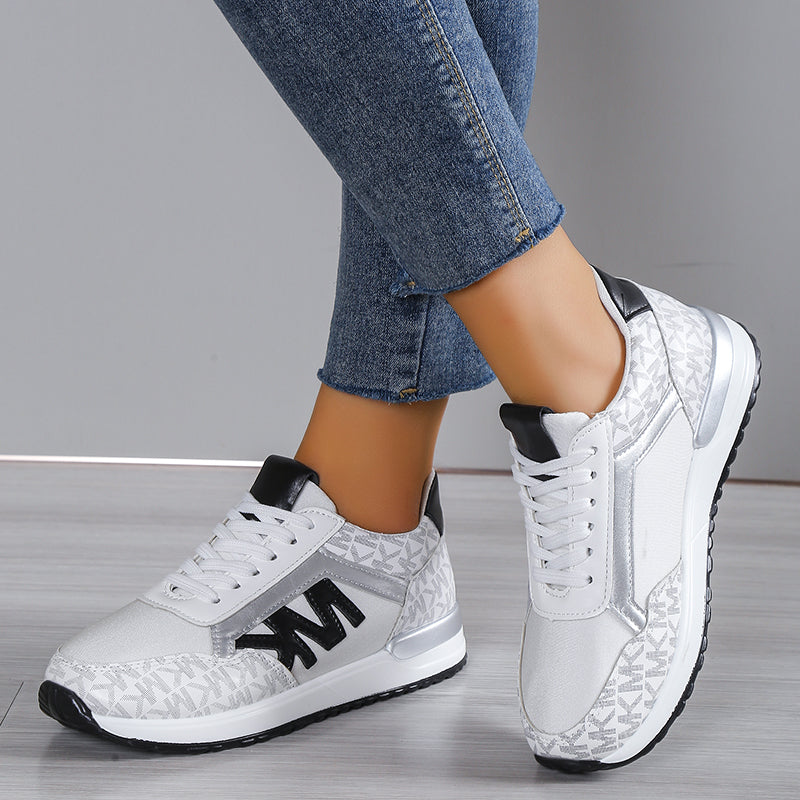 Women's Low-Top Mesh Sneakers with Cushioned Sole for Casual Athletic Wear