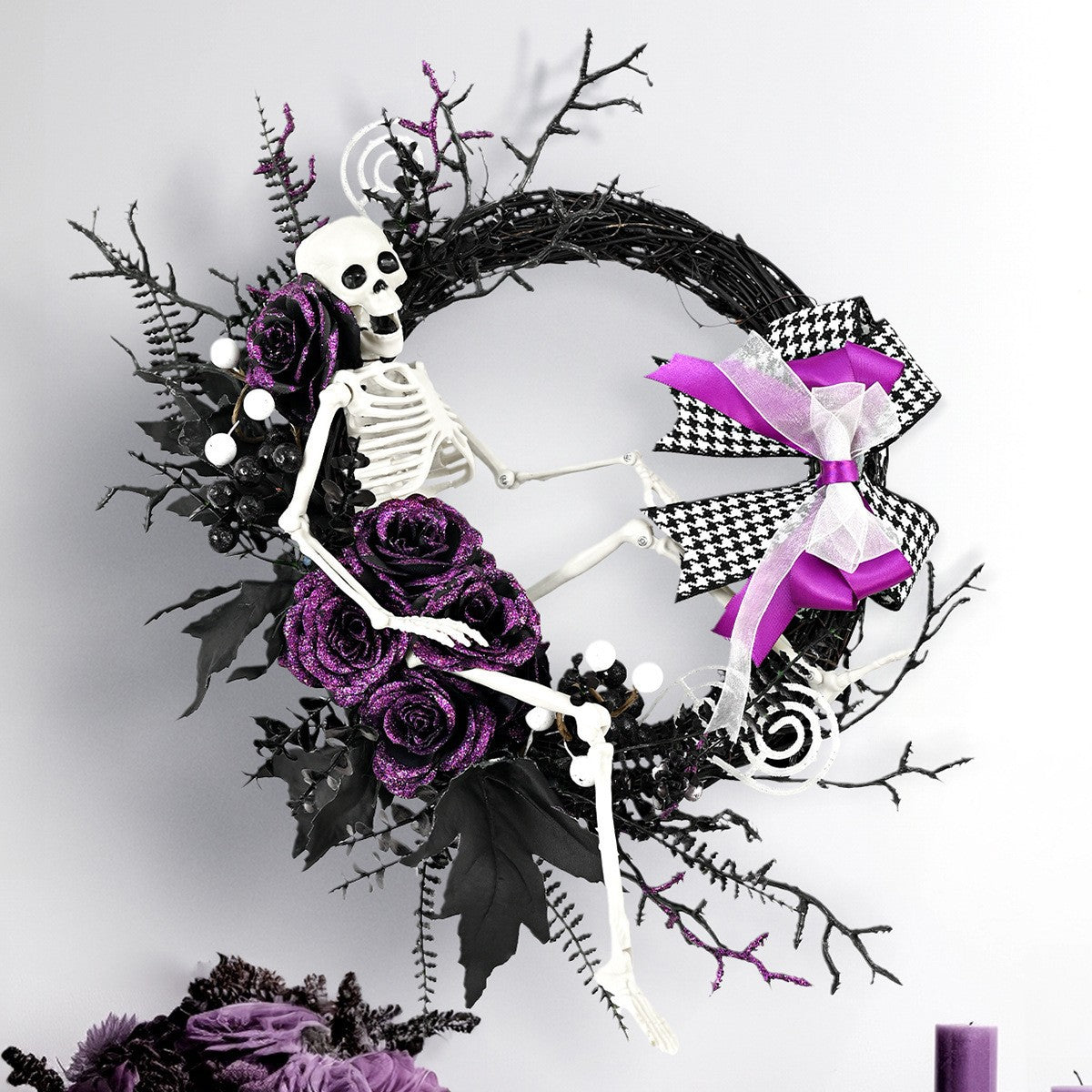 Halloween Decorative Garland Multi-Style Plastic Spooky Decor