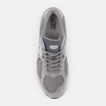 Load image into Gallery viewer, M New Balance 2002R M2002RST
