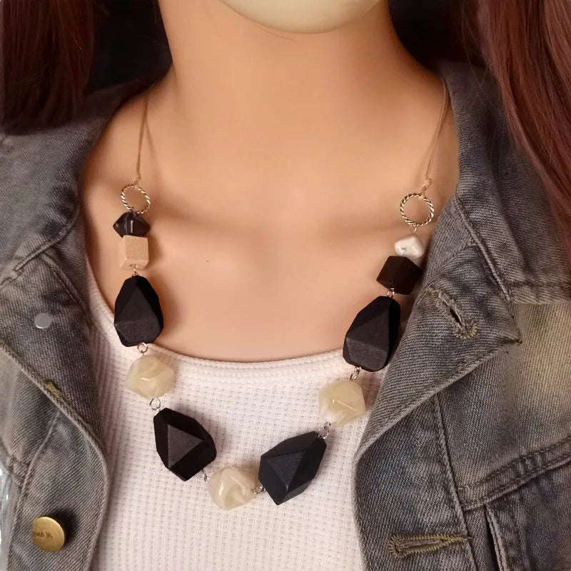 Women's Necklace Geometric Wood Vintage Style