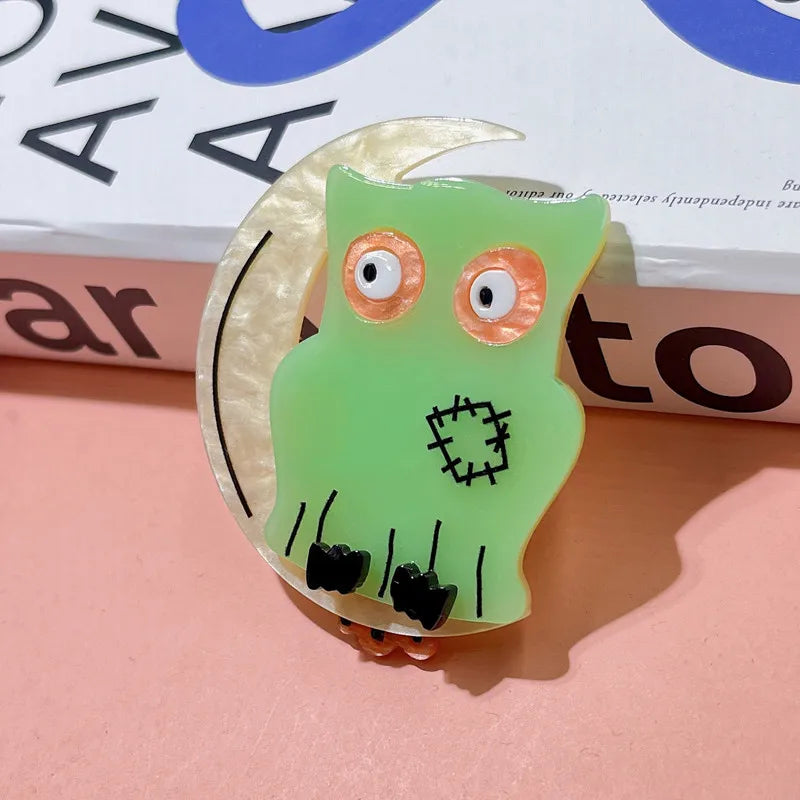 Women's Owl Brooch Pin Acrylic Animal Design Lightweight Fashion Accessory