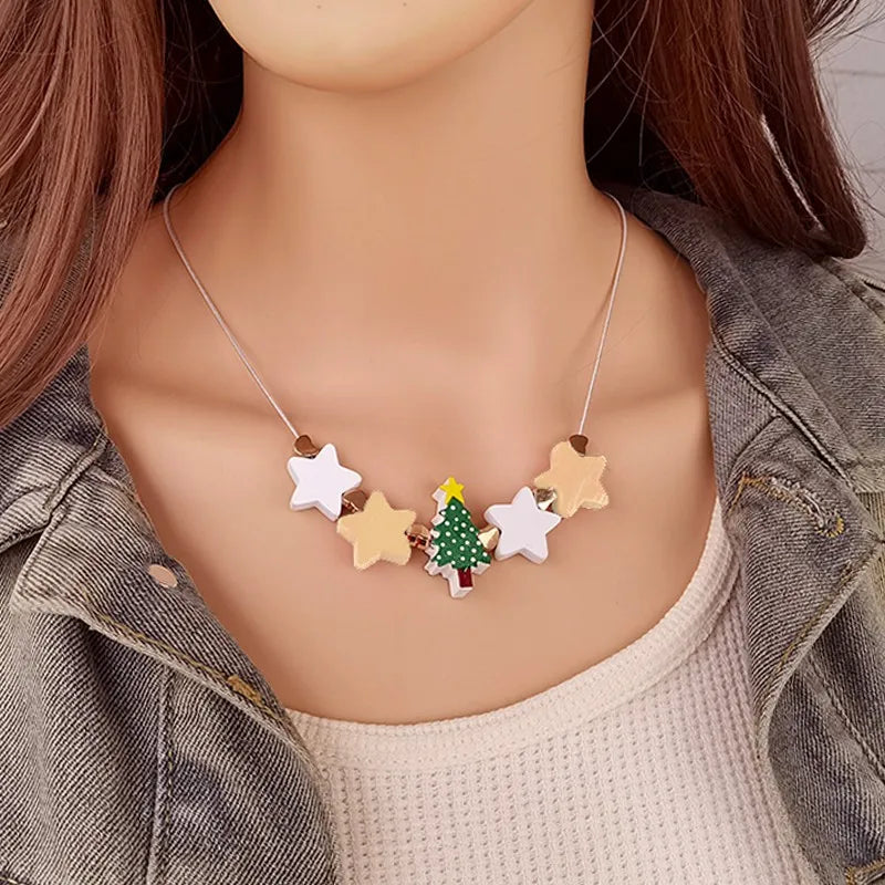 Women's Pendant Necklace Star Wood Clavicle Chain