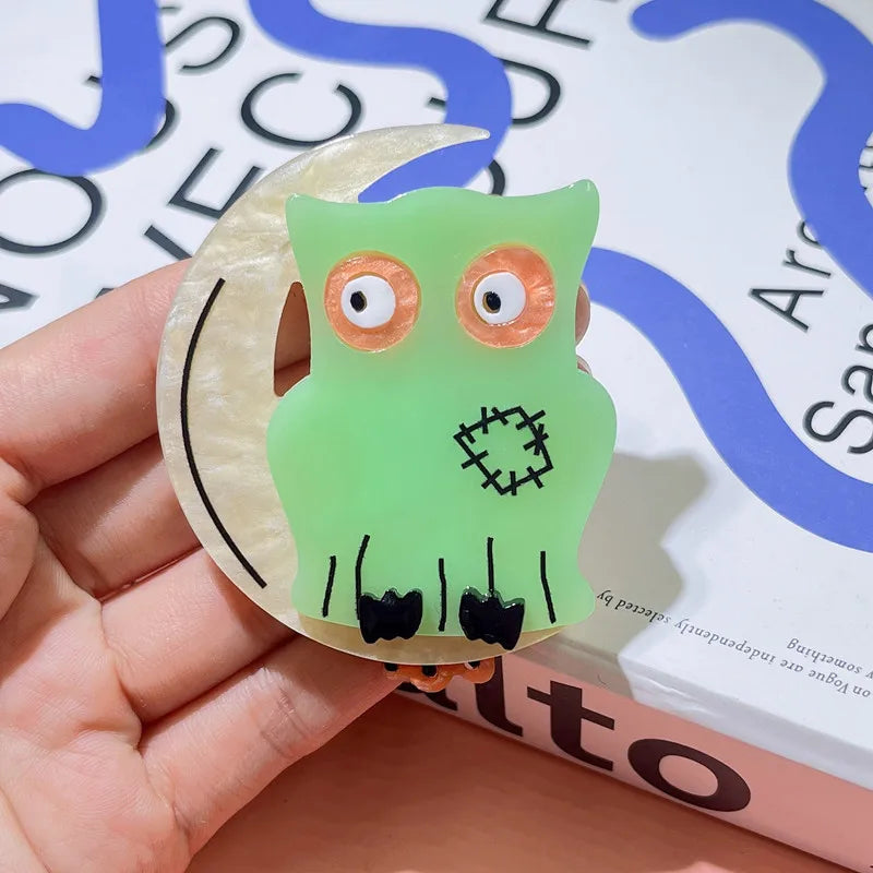 Women's Owl Brooch Pin Acrylic Animal Design Lightweight Fashion Accessory