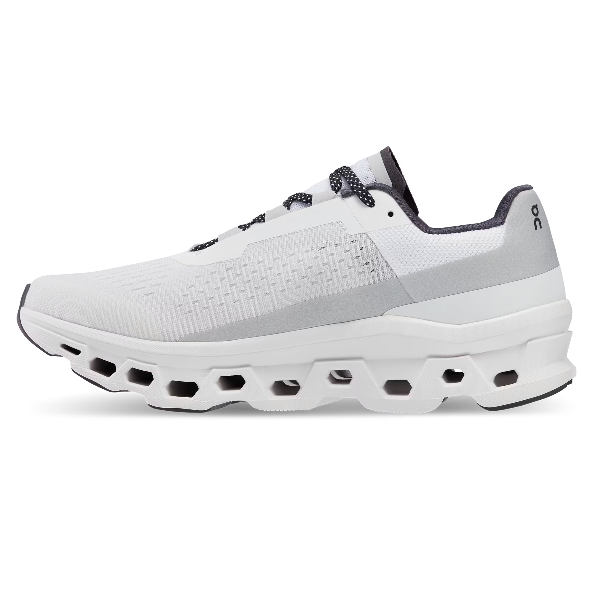 M On Cloudmonster 61.98434