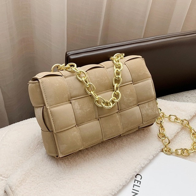 Luxurious Emboss Purse