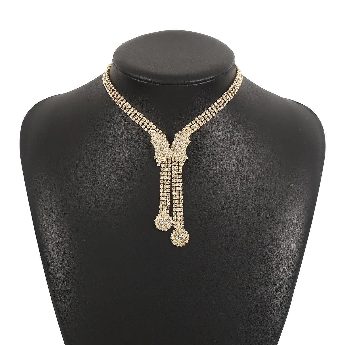 Shiny Butterfly Pendant Necklace with Rhinestones – Durable Iron and Copper Design for Women, Perfect for Weddings and Holidays