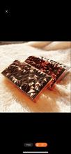 Load image into Gallery viewer, Make up/ eye shadow pallets - Bianca's hair and beauty supply
