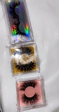 Load image into Gallery viewer, Lashes - Bianca's hair and beauty supply
