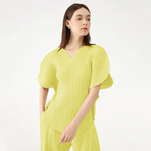 Load image into Gallery viewer, Woman Pleated T Shirt Solid Heart-shaped Design V Collar Batwing Sleeve Loose Tops Casual Style
