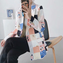 Load image into Gallery viewer, Autumn winter women fashion print blazer female long sleeve jacket ladies casual loose blazer tops
