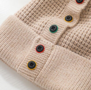 Fashion Autumn And Winter New Five-Breasted Woolen Hat Wild Cape Capless Warm Knitted Hat With Fur Balls