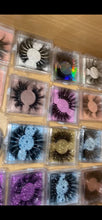 Load image into Gallery viewer, Lashes - Bianca's hair and beauty supply
