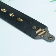 Load image into Gallery viewer, Space Aluminuml Hair Comb Pro Hairdressing Combs расческа для волос Hair Cutting Dying Hair Brush Barber Tools Salon Accessaries
