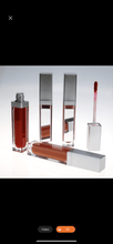 Load image into Gallery viewer, Lipgloss with led light and mirror - Bianca's hair and beauty supply
