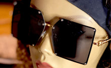 Load image into Gallery viewer, Oversized Summer glasses - Bianca's hair and beauty supply
