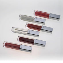 Load image into Gallery viewer, Lipgloss with led light and mirror - Bianca's hair and beauty supply
