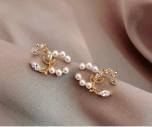Load image into Gallery viewer, New earrings 2020 tide simple female senior sense niche small French net red earrings small earrings Elegant Prevent Allergy - Bianca's hair and beauty supply

